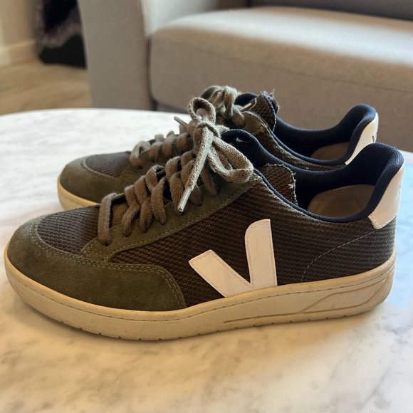 Veja Khaki Green and White Casual Sneakers - Picture 5 of 8